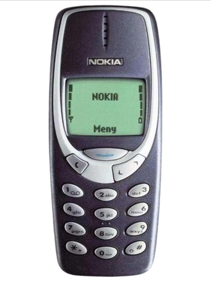 Легендарный телефон Nokia 3310.