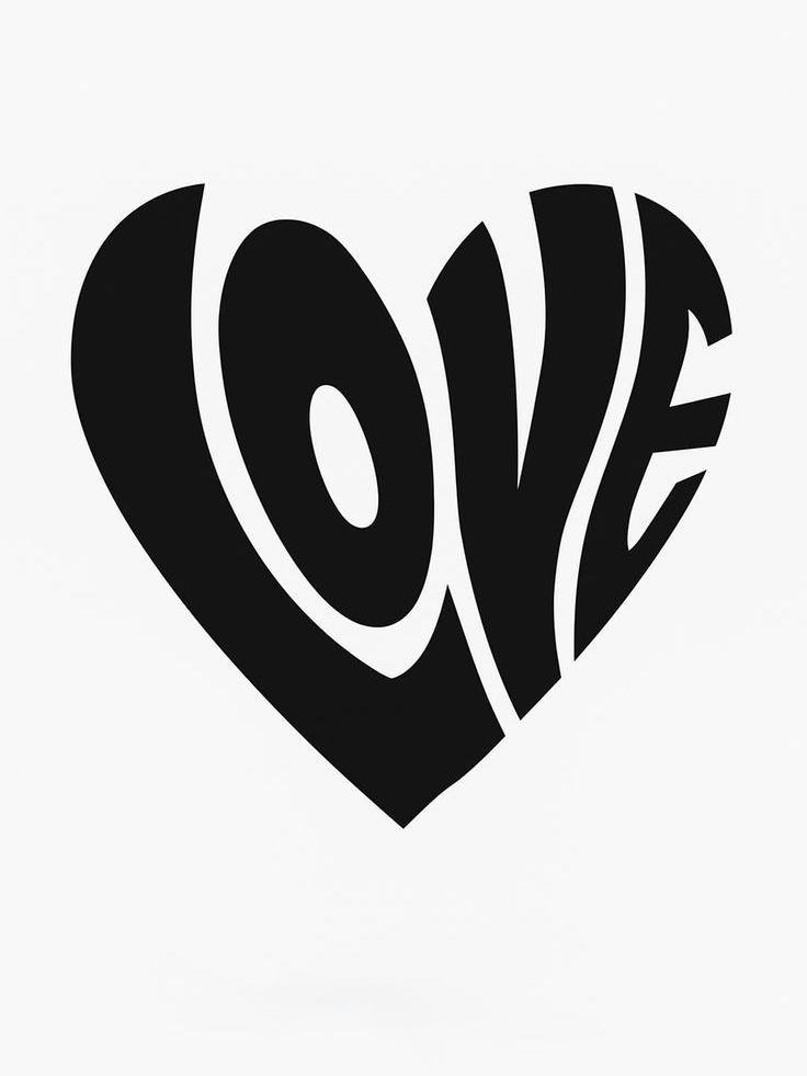 Стилизованное сердце с надписью 'love'.
